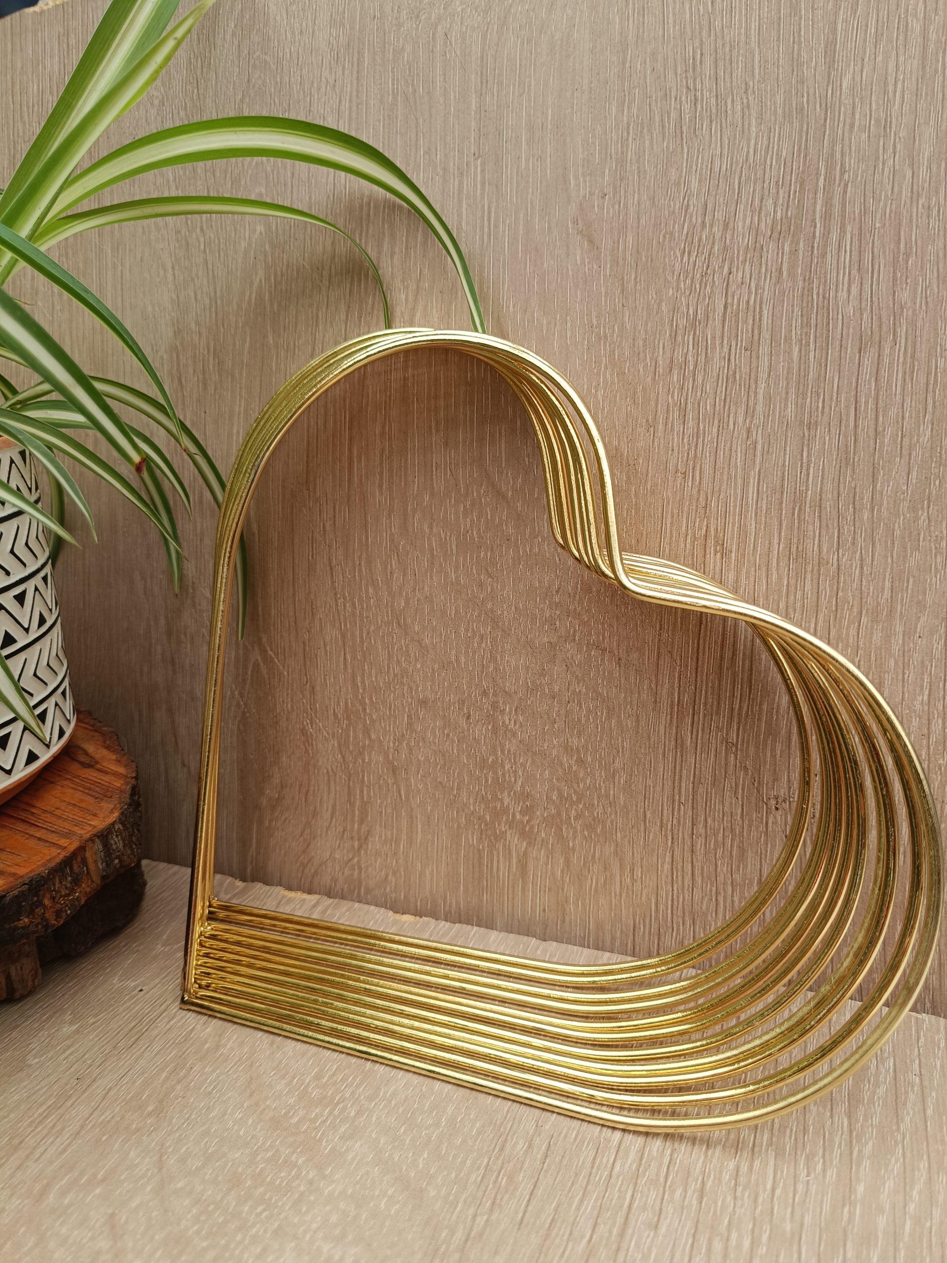 Corazón Metálico Dorado